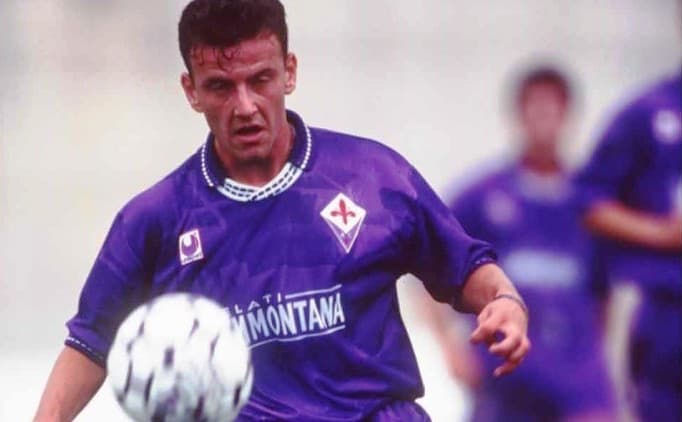 Kokainnal bukott le, tizenkét éves eltiltását követően, 46 évesen lépett újra pályára az olasz focista