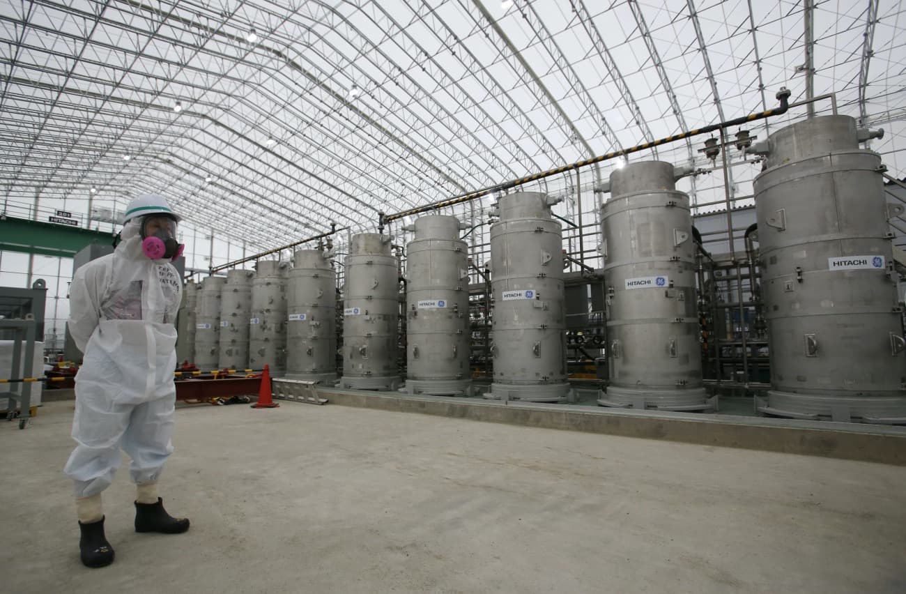 Az óceánba eresztik a fukusimai atomerőmű radioaktívan szennyezett vizét