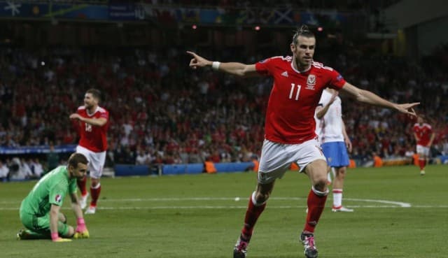 Eb-selejtező - Bale nem sérült, Giggs meghívta a walesi keretbe