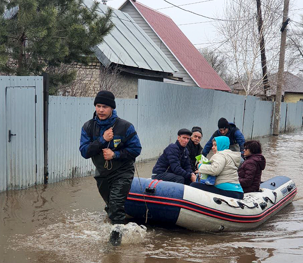 Újabb orosz megyében vezettek be szükségállapotot a brutális árvíz miatt