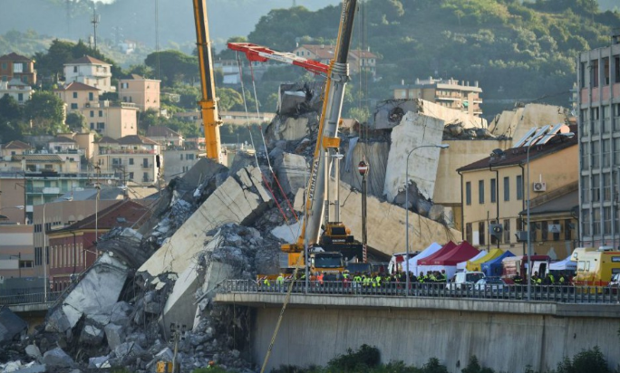 Az egy hónappal ezelőtti tragédiára emlékeztek Genovában