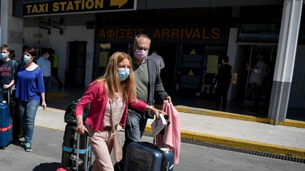 Megugrott a fertőzöttek száma, korlátozásokat vezetnek be Görögországban