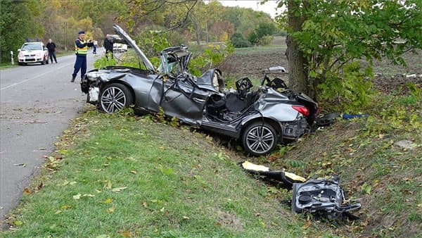 Négyen meghaltak egy magyarországi közlekedési balesetben
