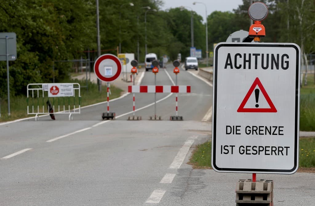 Mától ismét ellenőriznek az osztrák-szlovák határon, az ingázóknak igazolás kell