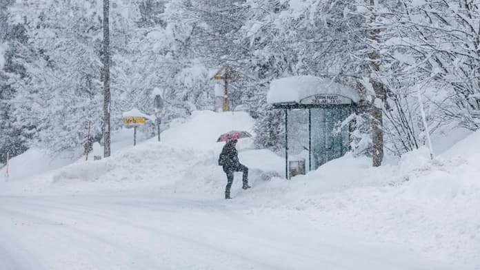 Szombatig fél méter hó is hullhat néhány szlovákiai járásban!