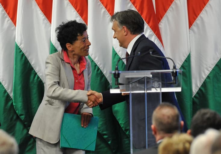 Mégsem mond le Hegedüs Zsuzsa, Orbán egyik tanácsadója
