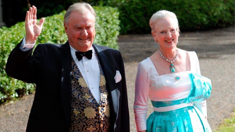 Szétszórták a dán királynő férjének hamvait, nem akart hitvese mellé temetkezni