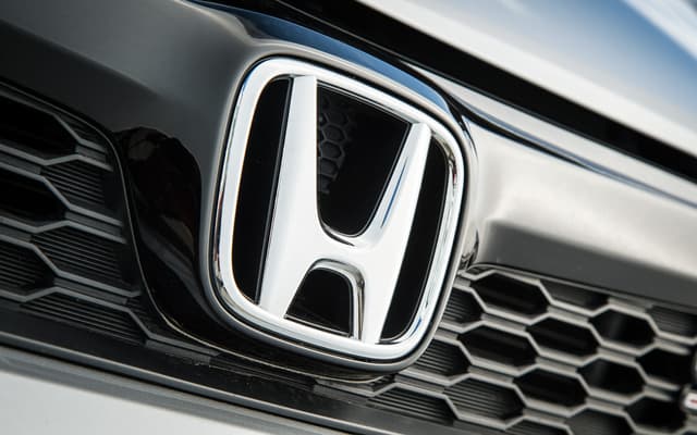 Megnyomja a hibrid és az elektromos autók gyártását a Honda