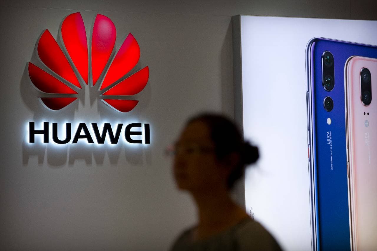 Peking bírálta Kanadát, amiért kiadnák a Huawei pénzügyi igazgatóját az USA-nak