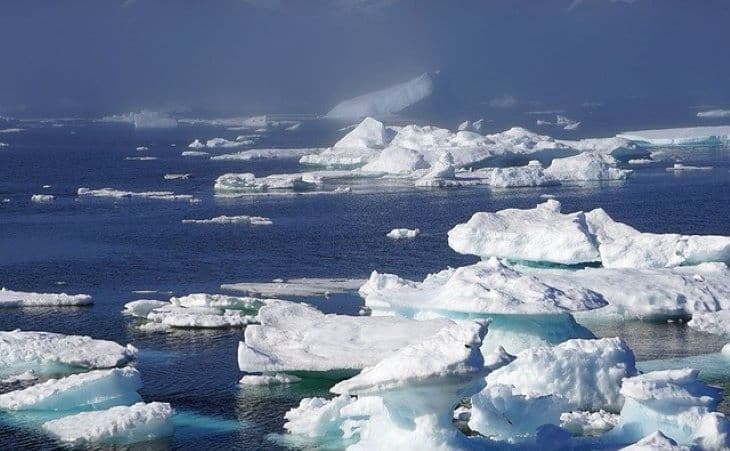 A szokatlanul gyakori magas légnyomás hozzájárult Grönland jelentős jégveszteségéhez