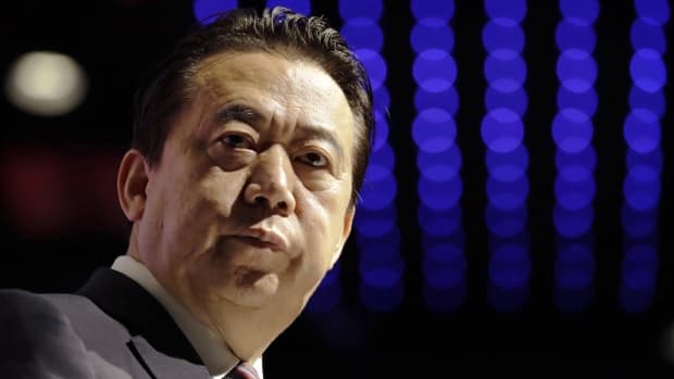 Már tudni, mivel gyanúsítják Kínában az Interpol eltűntnek hitt elnökét 