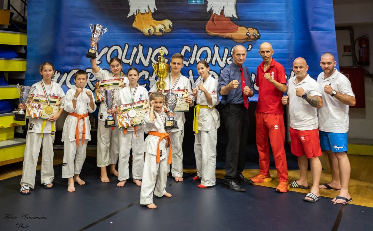 Remekeltek a bősi karatékák a Nyílt Kyokushin Karate Világkupán