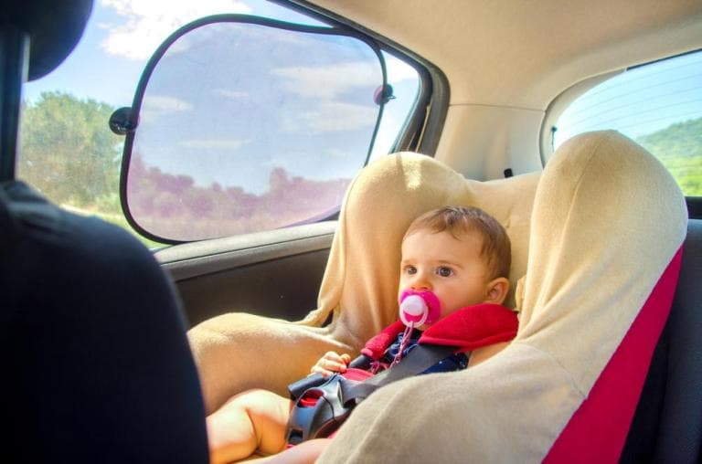 Megelőzheti a forró autóban felejtett gyermekek halálát egy új, nemrég kifejlesztett eszköz