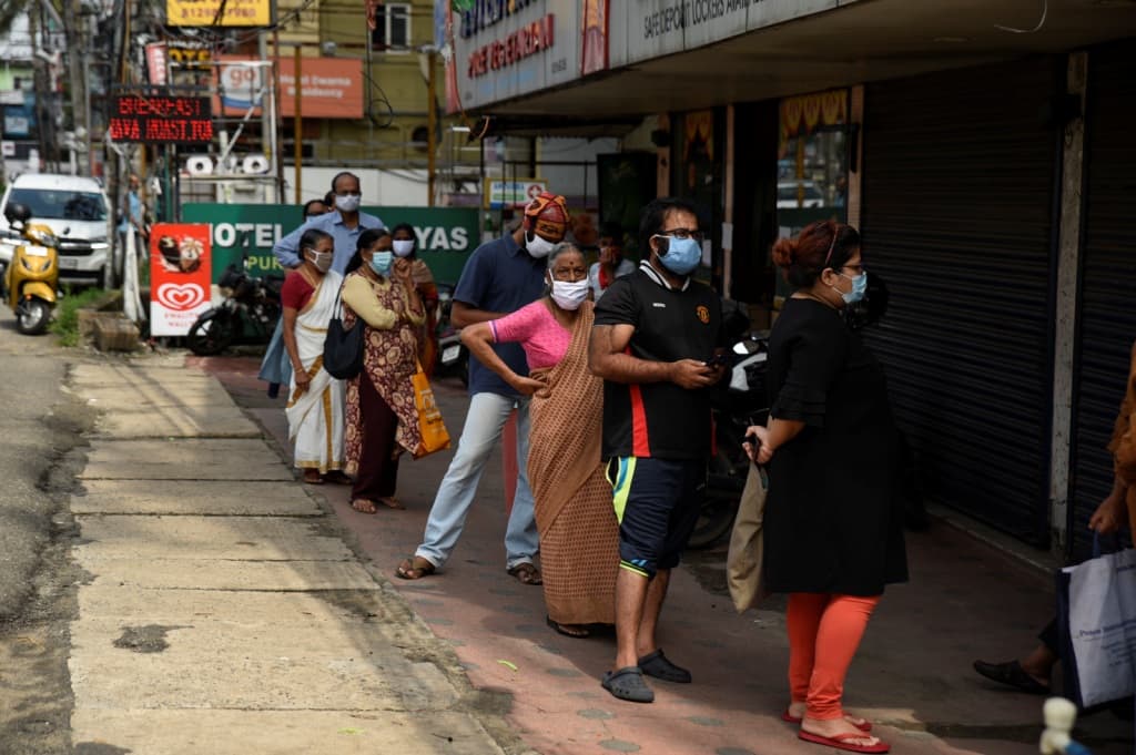Koronavírus - Kínában egyetlen új fertőzést sem észleltek, Indiában viszont hasít a második hullám!