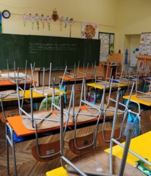 Elképesztő! 666 órát hiányzott az alapiskolából egy diák a Komáromi járásban