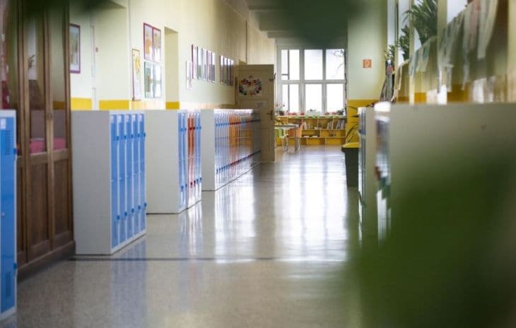 Újabb gyerekbántalmazás egy alapiskolában, kórházban végezte a kilencéves fiú