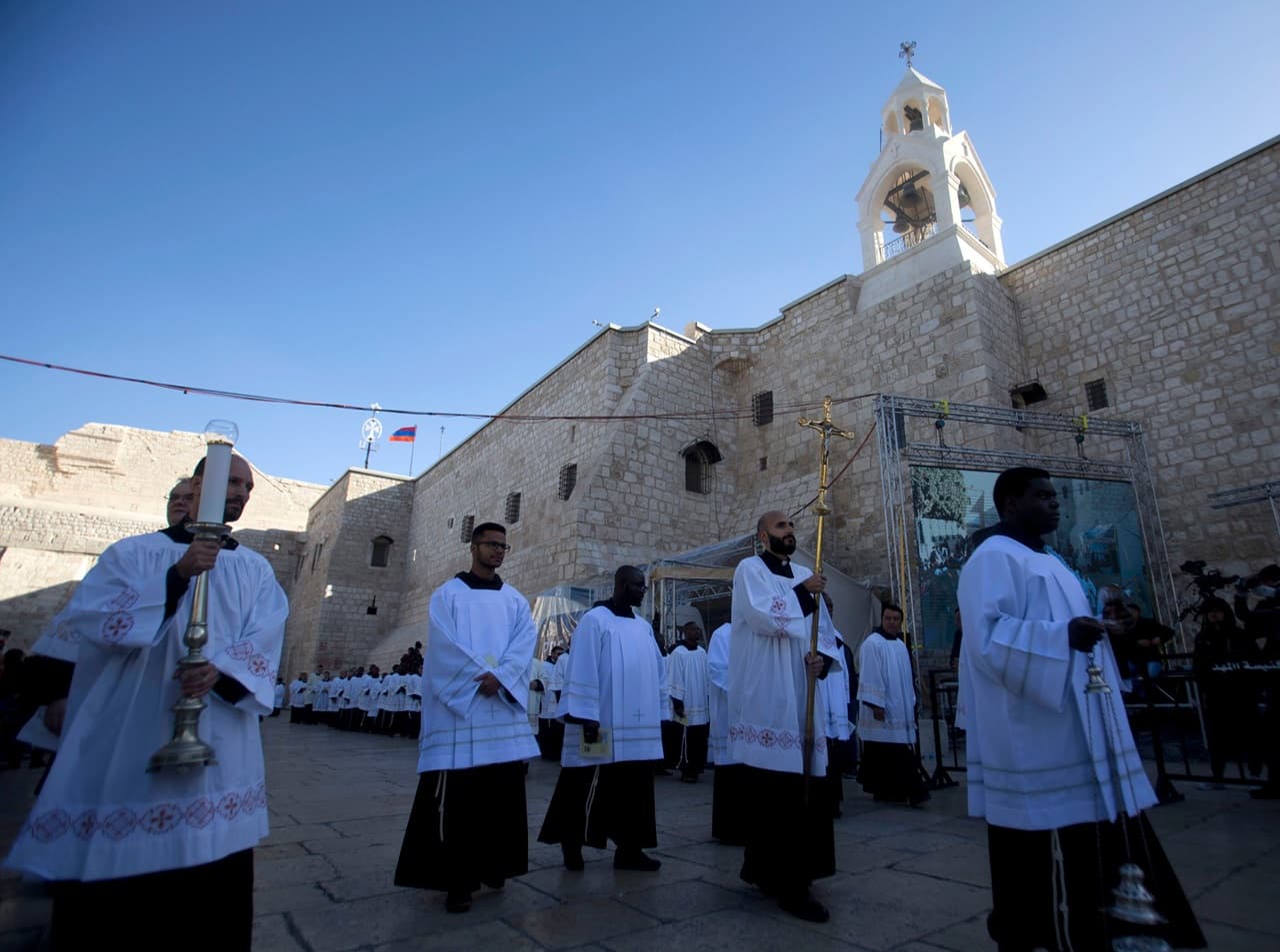 Zarándokok és turisták nélkül ünneplik a karácsonyt Betlehemben