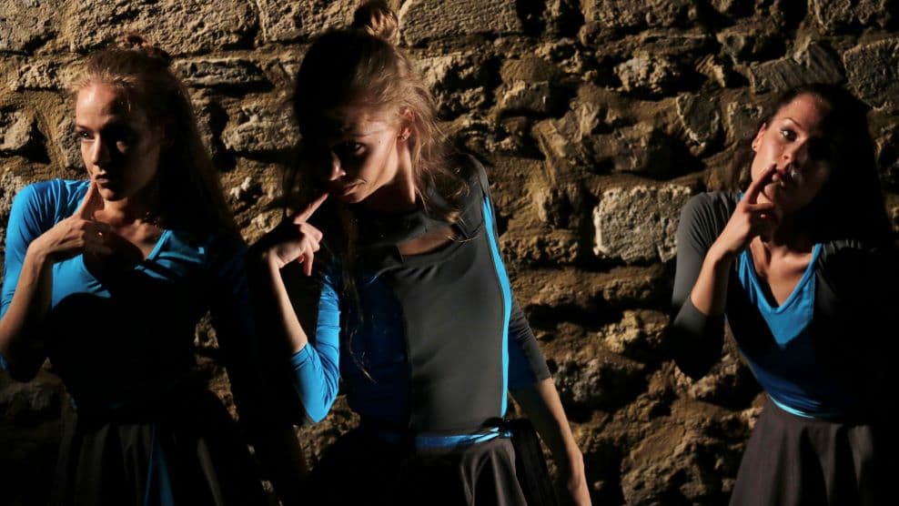 Sikert sikerre halmoz az Ifjú Szivek Táncszínház a franciaországi fesztiválon, velük van a közönség