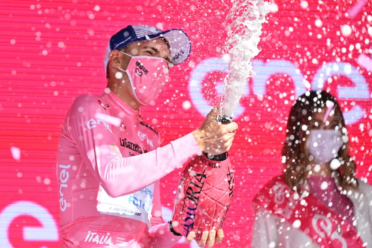Valter Attila megszerezte az éllovasnak járó rózsaszín trikót a Giro d'Italián