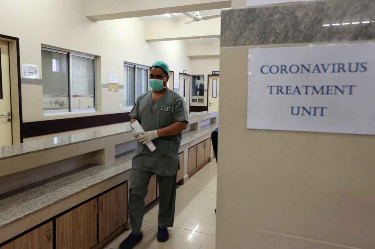 Izraelben visszavonulóban van a koronavírus-járvány negyedik hulláma