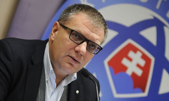 „Az elsők leszünk Európában, ahol betiltják a futballt” – a Szlovák Labdarúgó-szövetség a koronavírus miatti intézkedéseket kritizálja