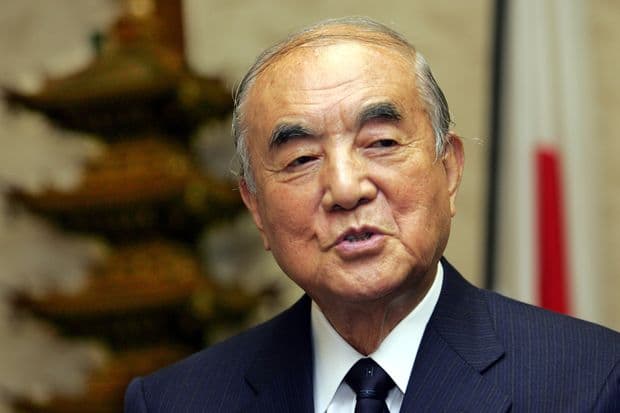 Meghalt Nakaszone Jaszuhiro egykori japán miniszterelnök