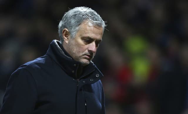 Többmillió fontba került Mourinho menesztése a Manchester Unitedtól