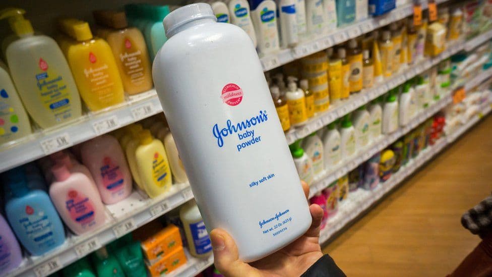 A Johnson & Johnson nem árulja tovább azbesztes babahintőporát