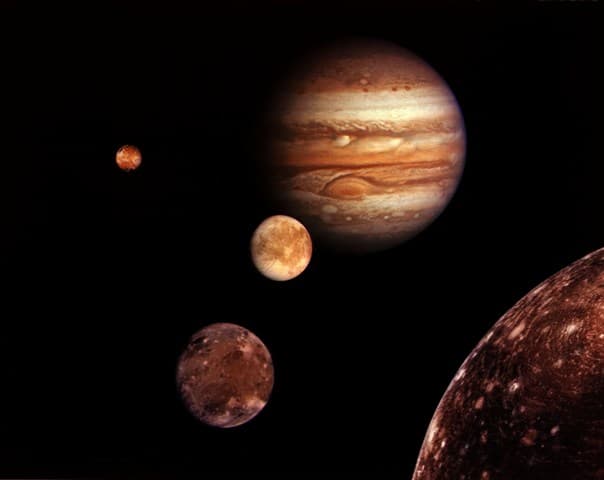 Tizenkét újabb holdat fedeztek fel a Jupiter körül
