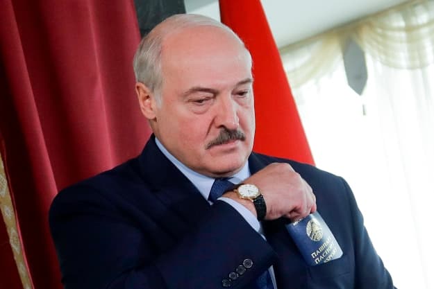 Hivatalos: Lukasenka győzött a szavazatok 80,1 százalékával