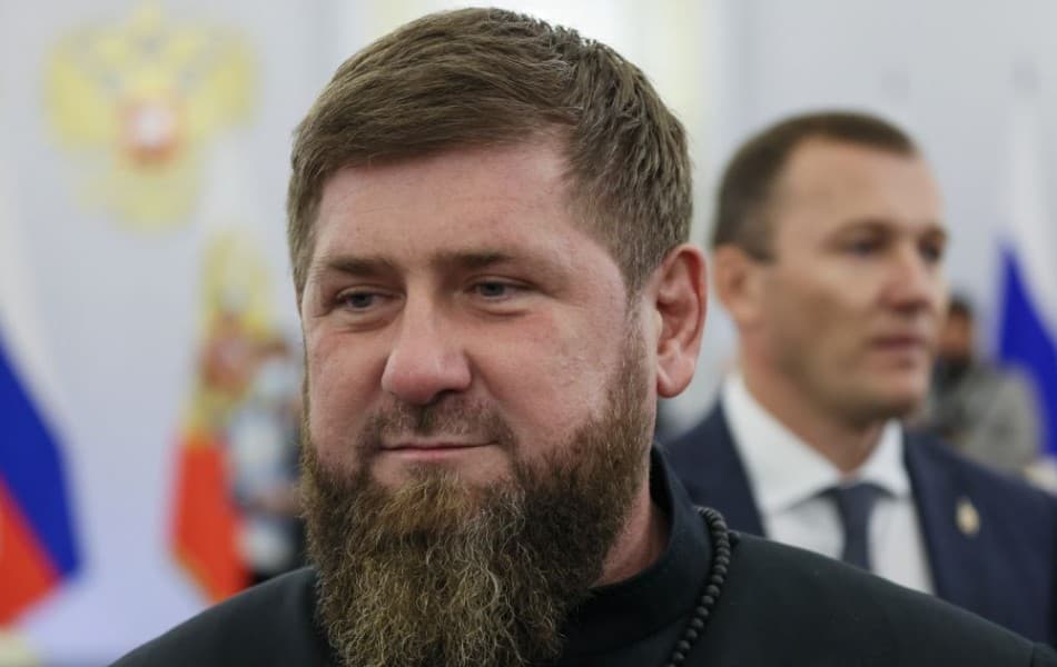 A csecsen elnök Csehországban ellopott lova "útban van a gazdájához" - Kadirov szerint az ukránok a cseh rendőrséggel együttműködve tulajdonították el az állatot (FOTÓ)