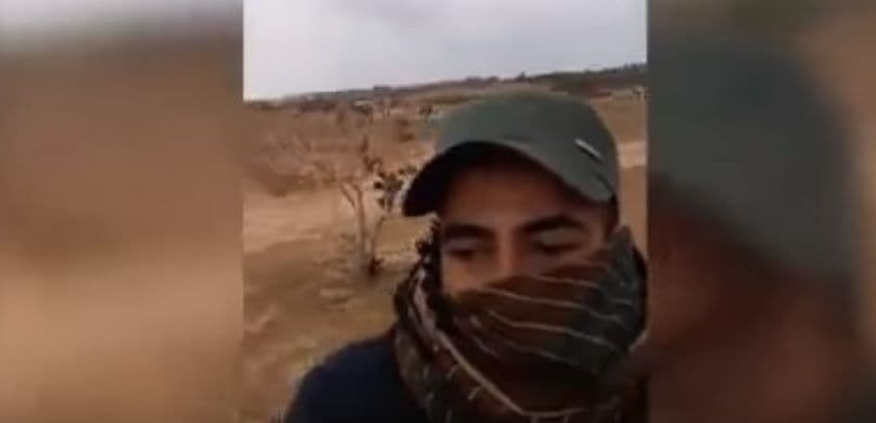 DURVA: Videón, ahogy az izraeli mesterlövész szétlövi a labdarúgó térdét 18+