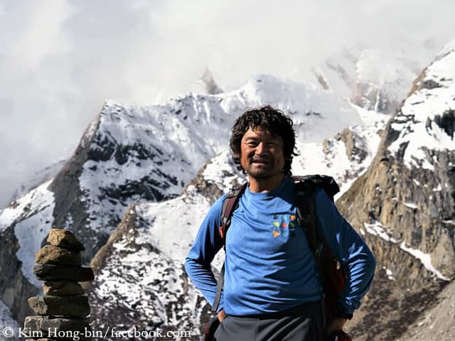 Egy kézujjak nélküli férfi megmászta a világ 14 legmagasabb hegycsúcsát!