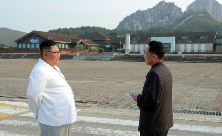 Kim Dzsong Un lebontatja a Szöul által épített szállodákat Észak-Koreában