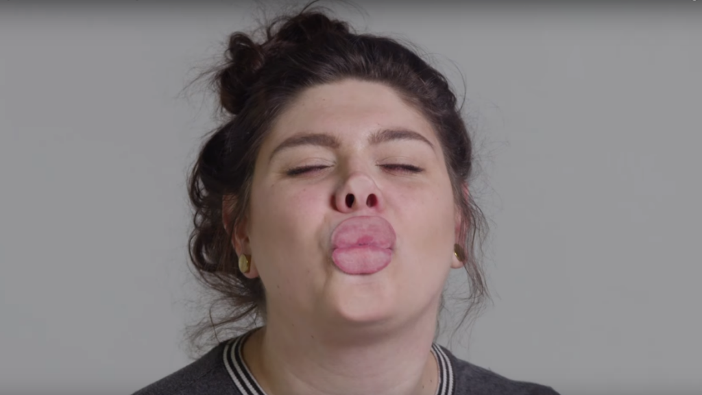 Száz ember megmutatta, hogyan csókolózik (videó)