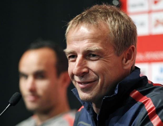 Klinsmann szerint ha Löwnek nem jönnek az eredmények, akkor mennie kell