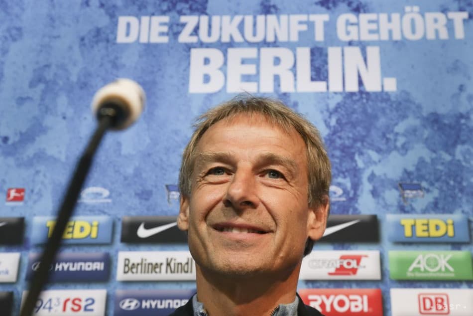 Bundesliga - Klinsmann tíz hét után távozott a Hertha BSC-től