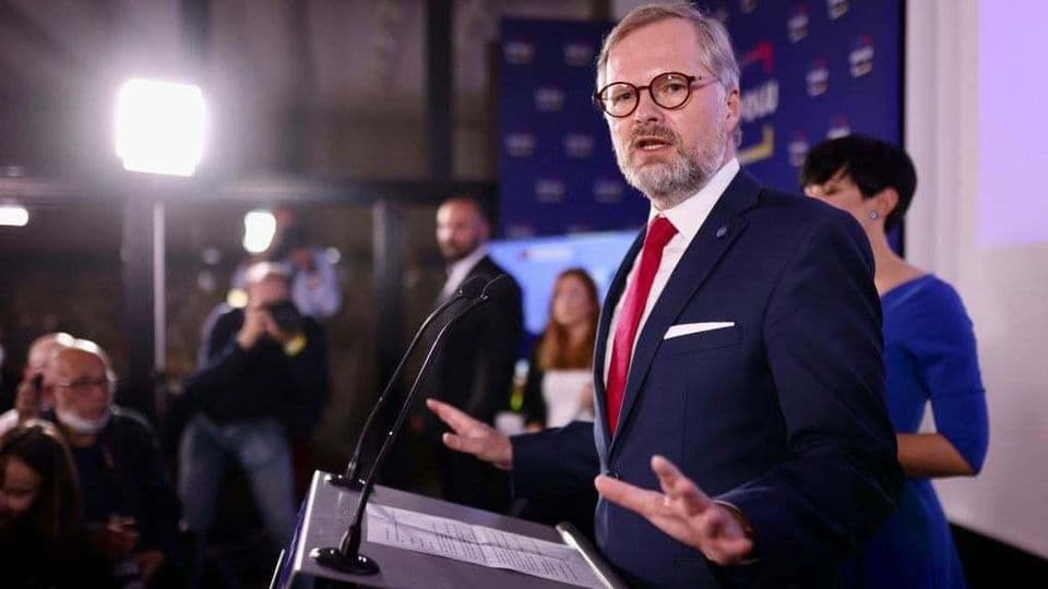 A cseh miniszterelnök szerint Európa egy lépésre van a háborútól