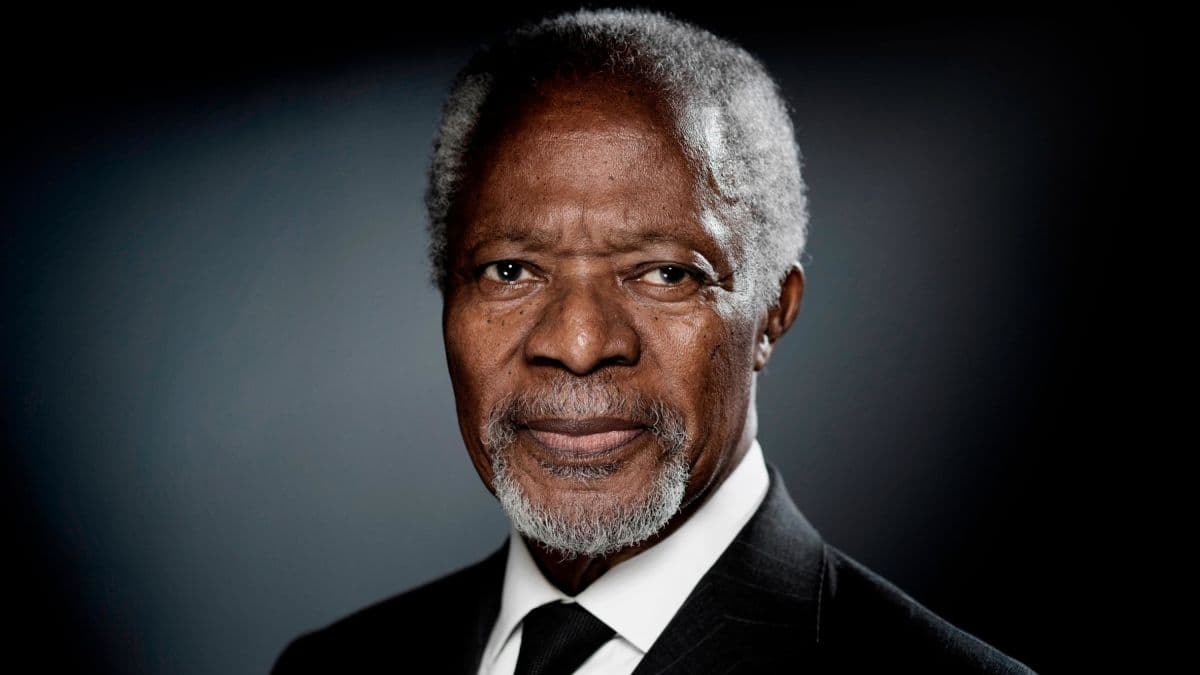 Elhunyt Kofi Annan