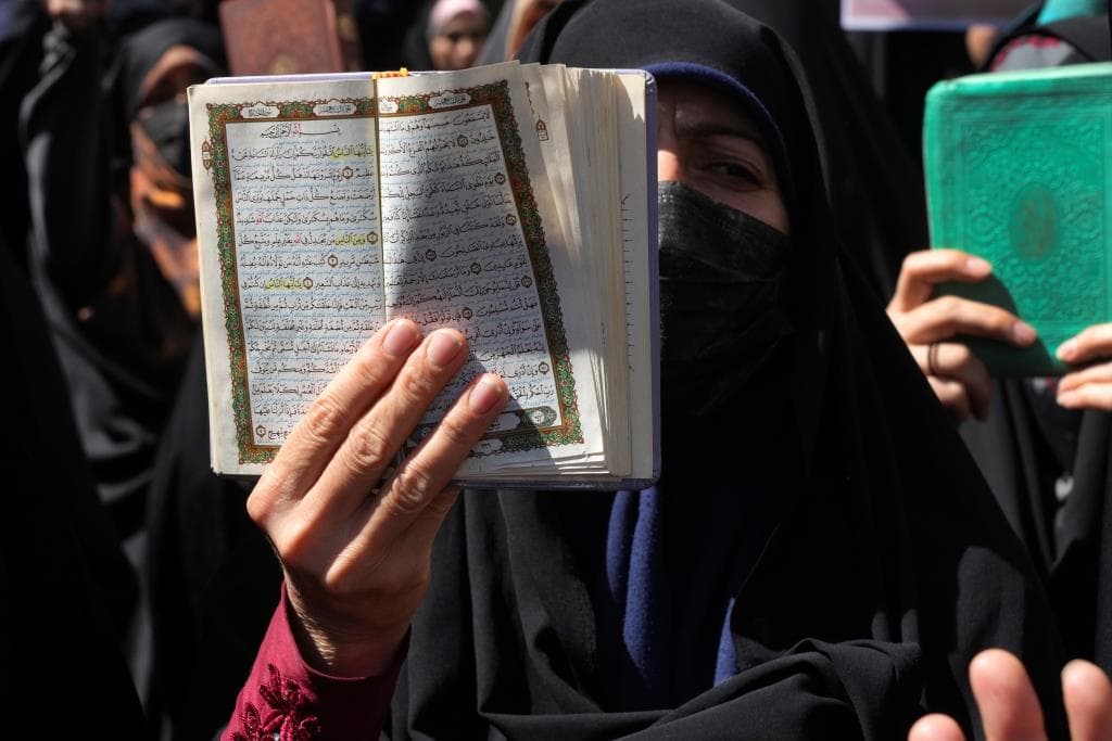 A svéd kormány elítélte a stockholmi Korán-égetést