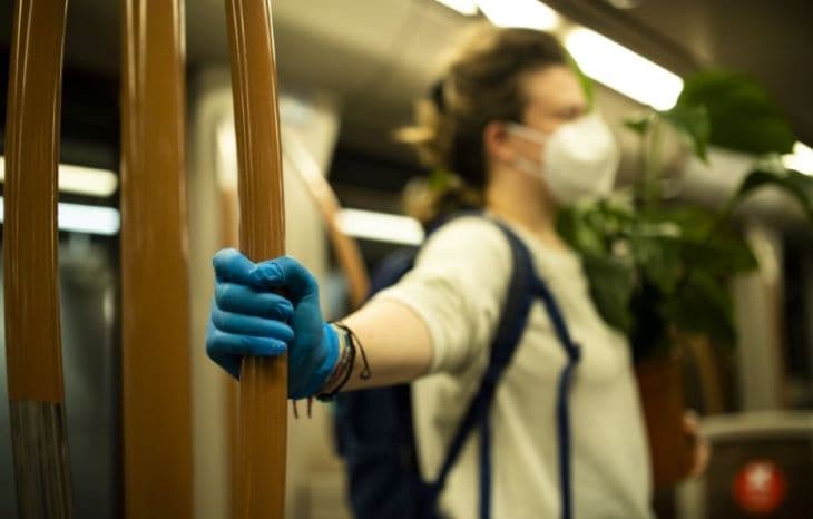 Meghalt két beteg, 476-tal nőtt a koronavírus-fertőzöttek száma Magyarországon