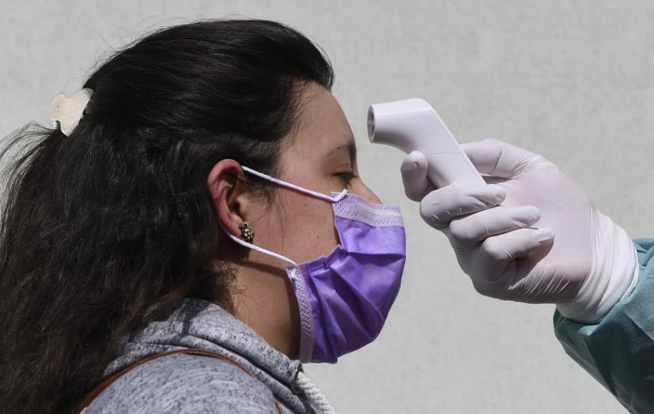 Elhunyt négy beteg, 458 új koronavírus-fertőzöttet találtak Magyarországon