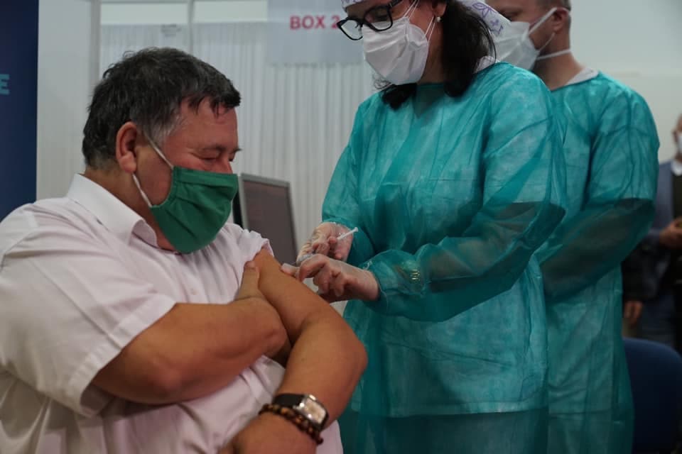 Hivatalosan is megkezdődött a koronavírus elleni oltás az országban