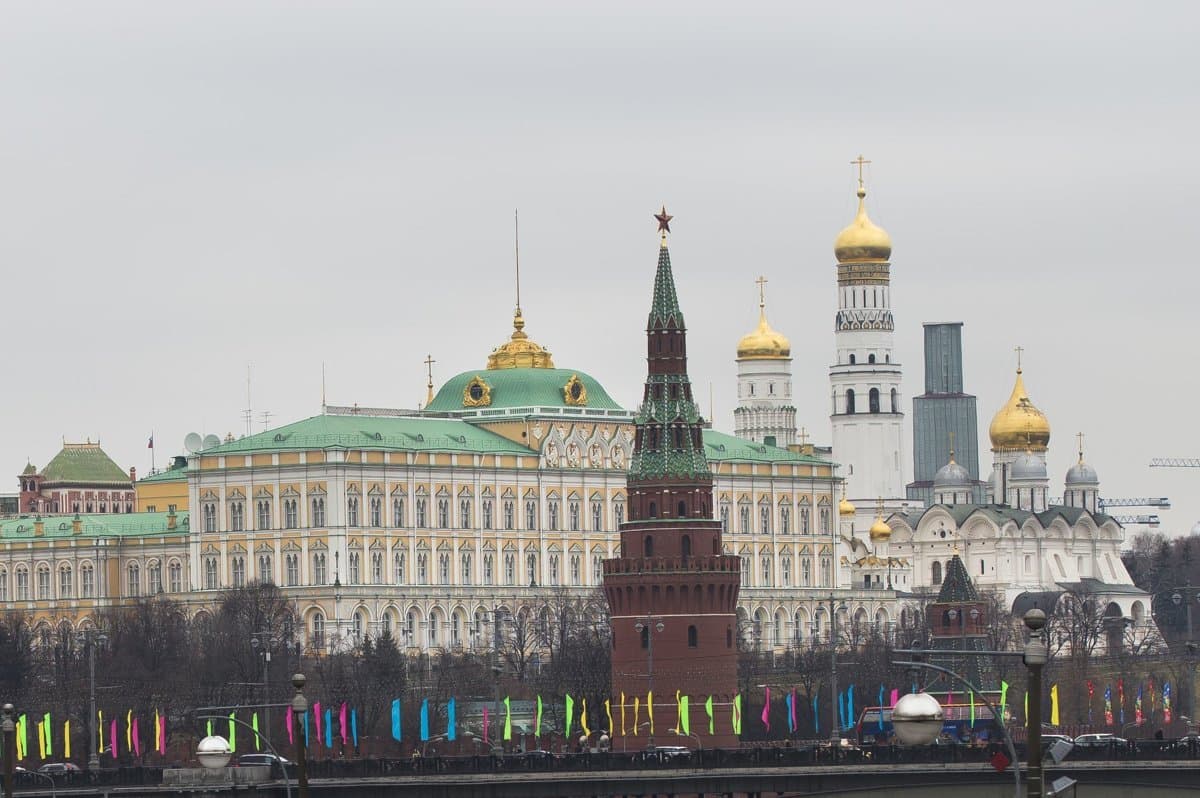 A Kreml szerint gondok lehetnek a NATO-nál, ha nem érzékelik az orosz csapatvisszavonást