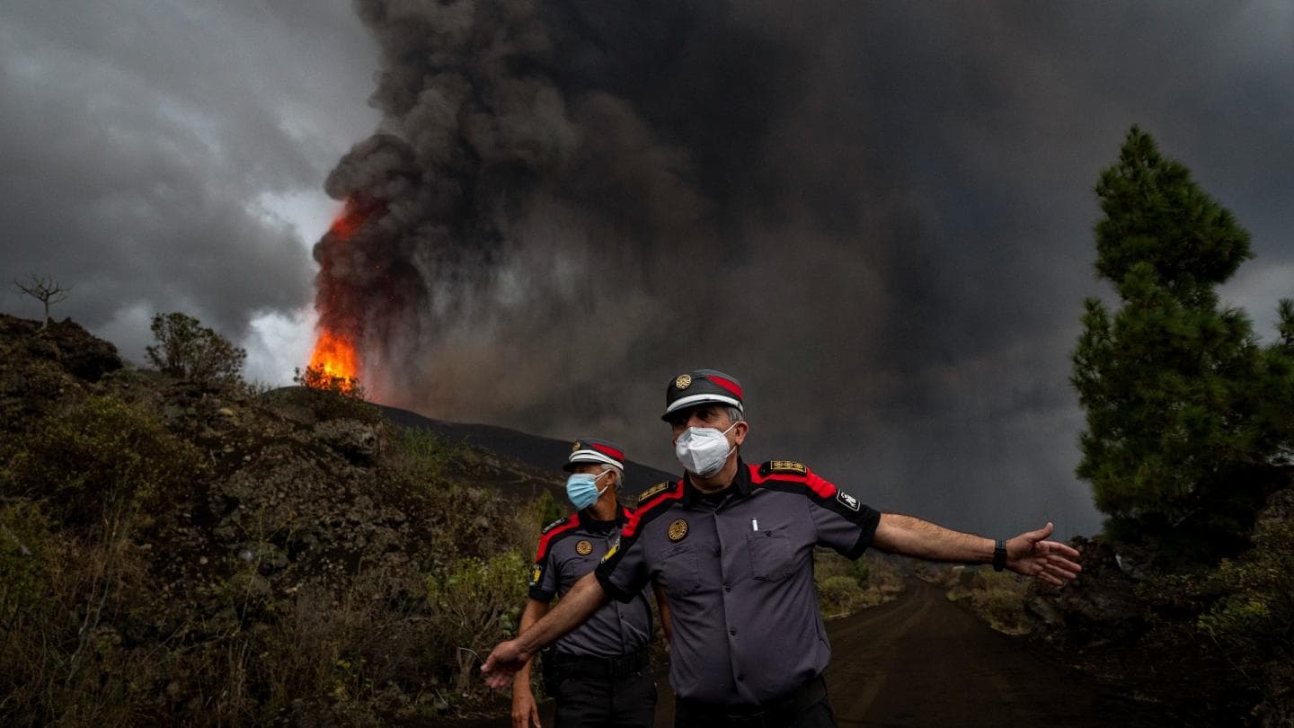 Kijárási tilalmat rendeltek el újra a veszélyes vulkanikus gázok miatt La Palma szigetén