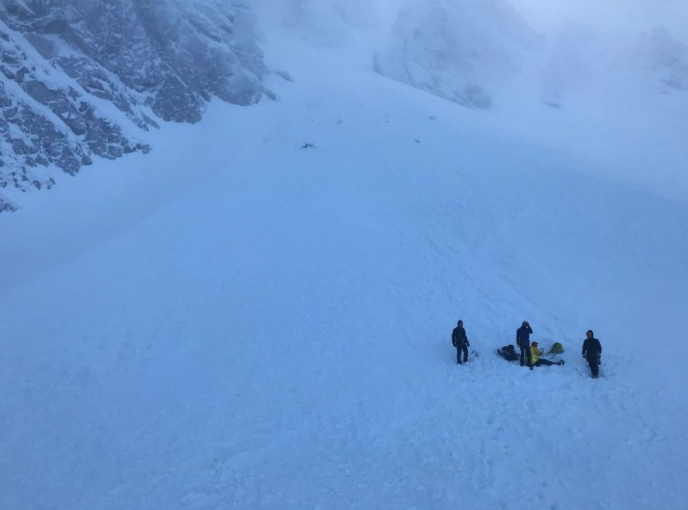 Magyar hegymászókat sodort el a lavina a Magas-Tátrában