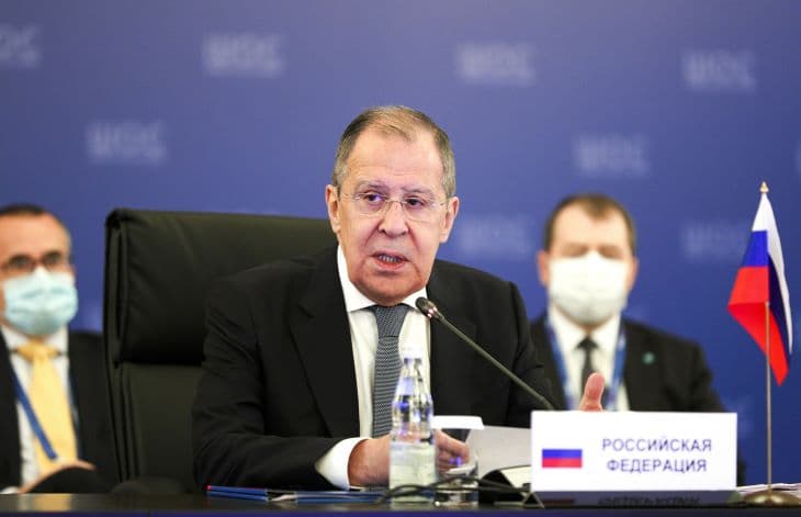 Az orosz külügyminiszter szerint az USA azt csinál, amit akar, mert rá nem vonatkoznak a szabályok