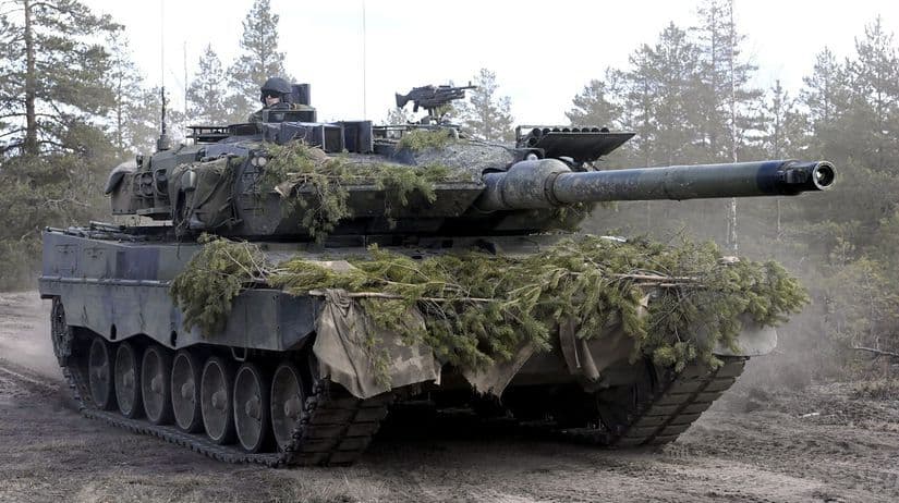 Szlovákia 10,3 millió euró értékben ad hadi felszerelést Ukrajnának