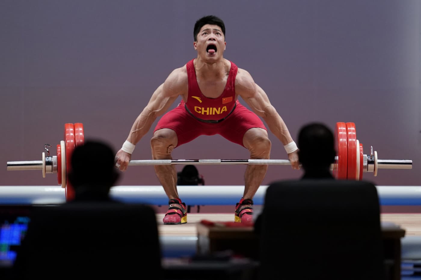 Újabb doppingeset a görög súlyemelőknél, rekorddöntő formában a kínaiak