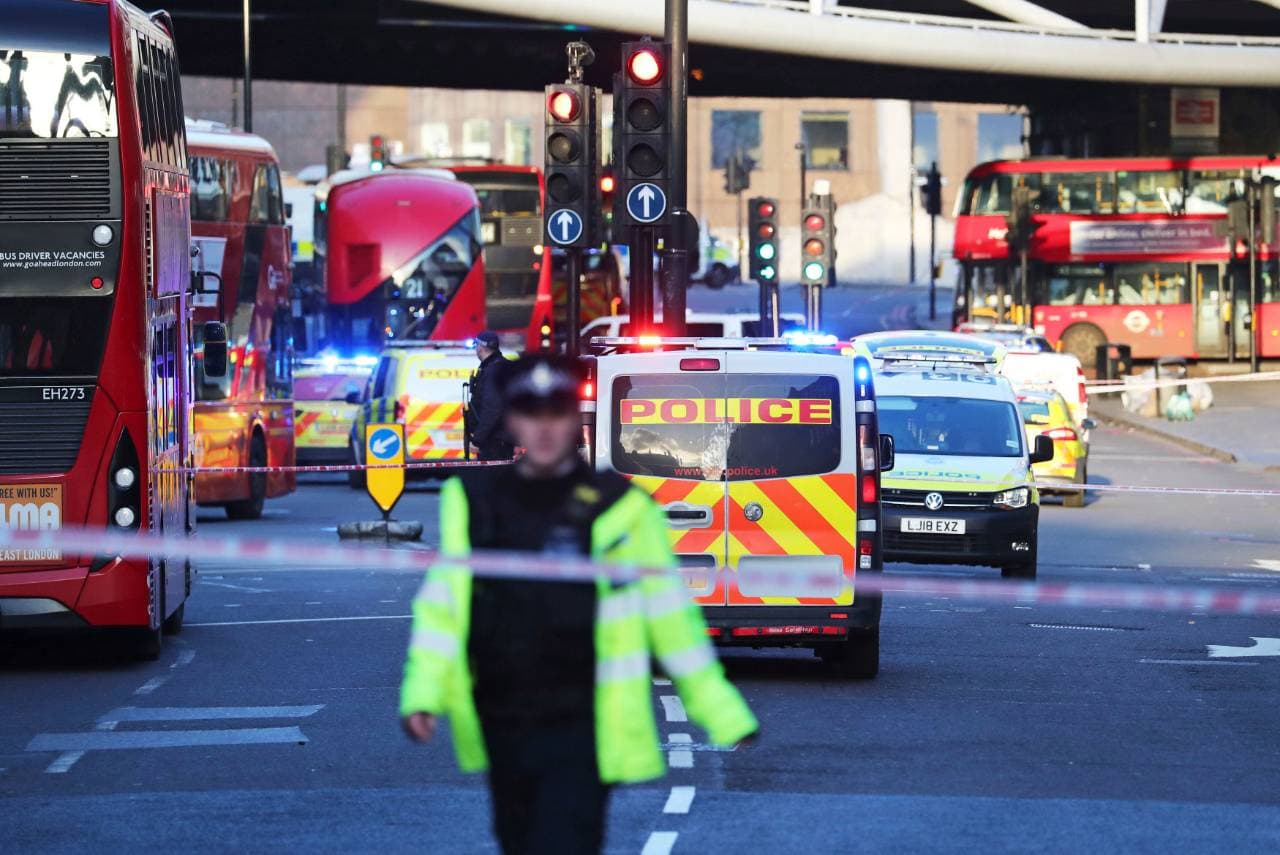 Terrorcselekményért ítélték el, de próbaidőre már szabadlábon volt a londoni késes merénylő!